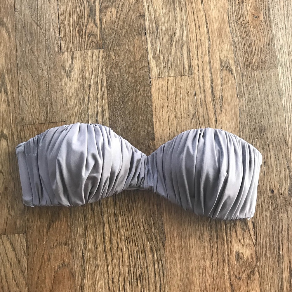 H&M bandeau top with a slight sweetheart line
